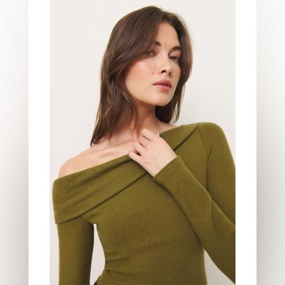 Reformation Olive Elio Off-The-Shoulder Asymmetric Knit Top.